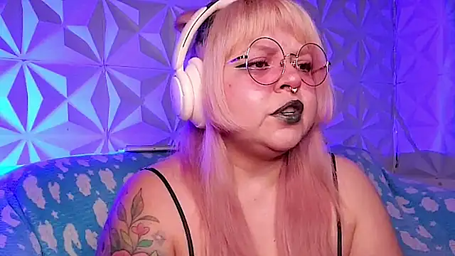 Satyn doll online show from April 29, 11:21 pm