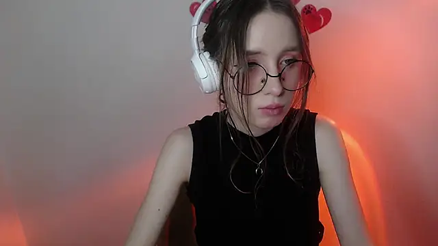  Hanna Moon  online show from April 30, 10:42 am