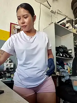 little susie online show from June 8, 7:42 am