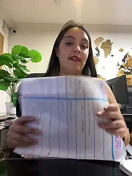 milly cruz online show from March 17, 11:20 pm