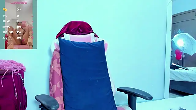 myblackdoope online show from March 11, 10:23 pm