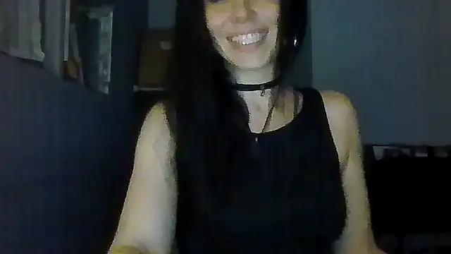 chicacastilla online show from August 8, 6:21 am