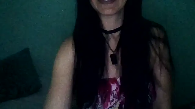 chicacastilla online show from May 24, 6:45 am