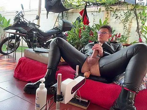 simon and david online show from November 3, 7:29 pm