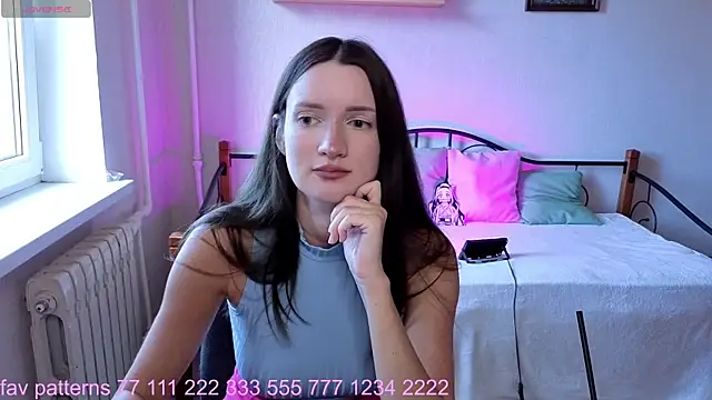 Snapshot of Hot_Rhaenyra chatting on September 13, 12:24 pm Hot Rhaenyra online show from September 13, 12:24 pm