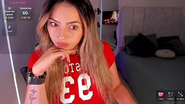 AmyWood online show from July 6, 11:48 am