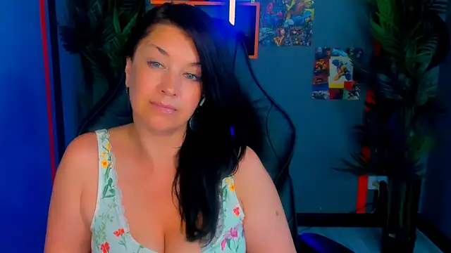 AnaMills online show from July 28, 2:13 pm