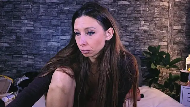 JennyPisik online show from April 29, 9:23 am