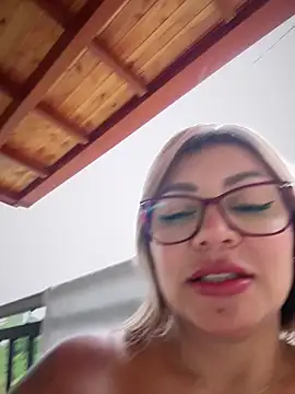 DIANITA 1988 online show from October 9, 7:40 pm