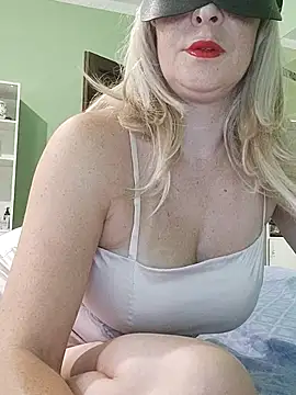 Vivian115 online show from July 7, 4:21 pm