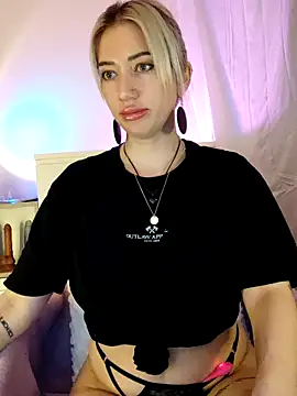 Fuck-Gina online show from April 27, 9:23 pm