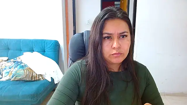 Ixchel Anaid online show from July 6, 7:27 pm