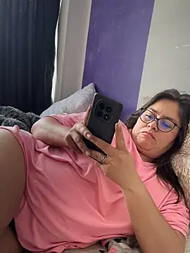 Ixchel Anaid online show from June 28, 2:45 pm