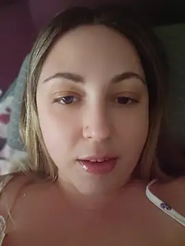 sofiabichota online show from June 18, 6:13 pm