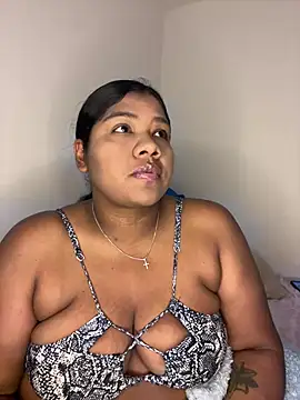 paola091 online show from July 28, 1:36 am