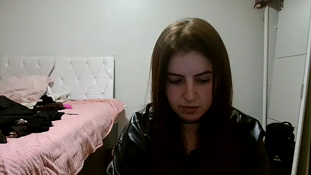chelbyy online show from May 24, 1:04 am