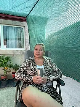 SabinaSweety online show from July 5, 4:40 am