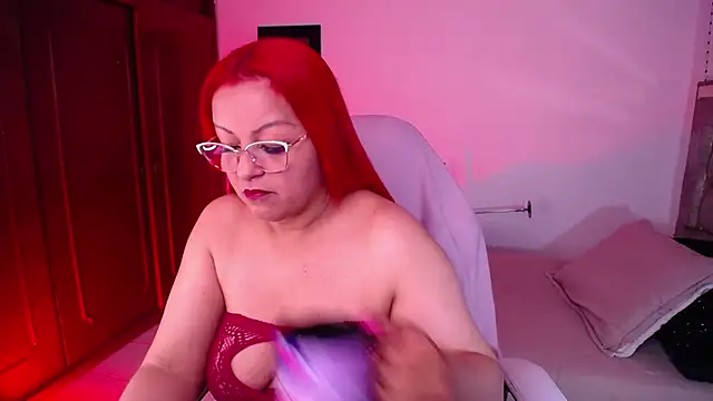 salomecastro  online show from March 16, 3:20 am