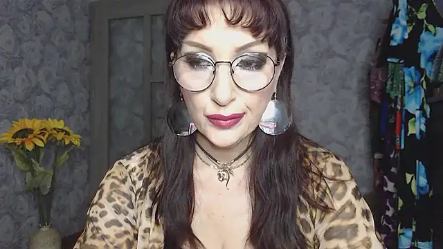 Aziza1 online show from June 10, 2:49 pm