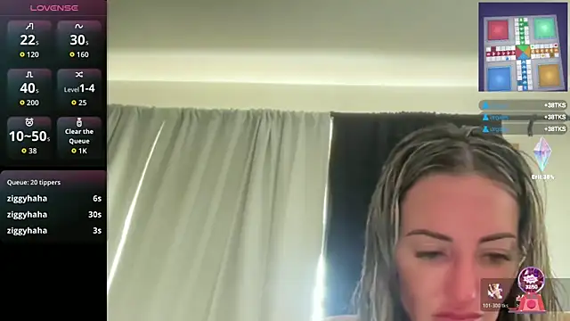 Briannastarlight online show from May 10, 8:44 pm