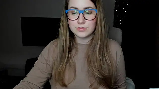 SeasonalSomeone online show from November 1, 10:25 pm