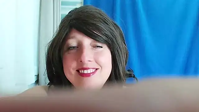 hotdestany online show from June 14, 7:31 am