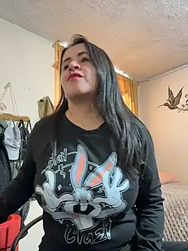 latinfemale online show from July 7, 8:11 pm