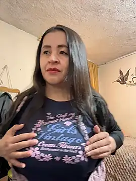 latinfemale online show from June 23, 8:40 pm