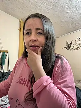 latinfemale online show from December 21, 12:48 am