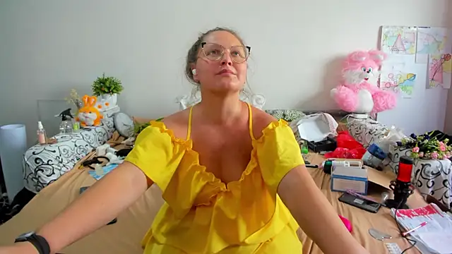 IamYourNarcotic online show from June 11, 1:19 pm