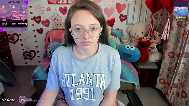 linda-schmidt online show from February 20, 3:05 am