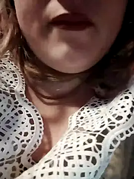 SWEETLUNA077 online show from January 6, 4:21 pm