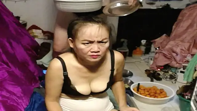 1CuteAndSexy69 online show from April 29, 5:30 pm
