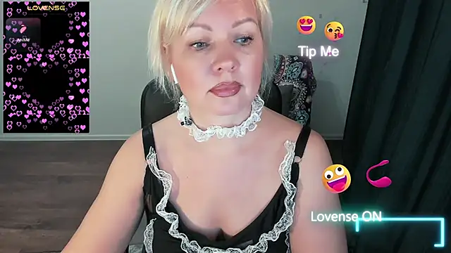 Angelaroberti3 online show from February 21, 4:40 pm