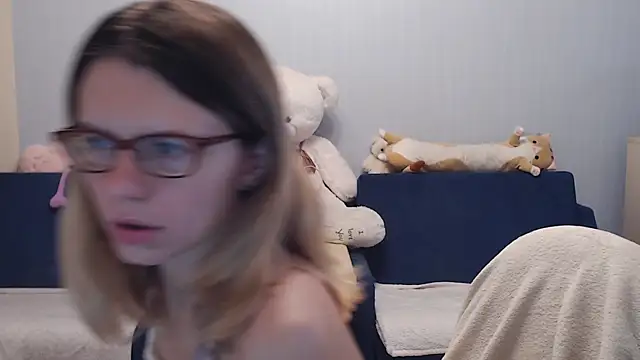 night is dark online show from October 27, 2:12 pm