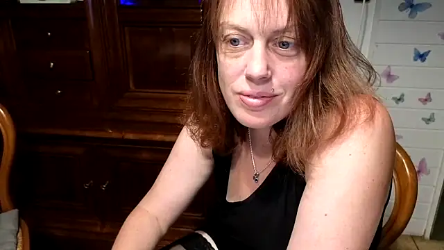 MissLilooo online show from May 2, 8:12 pm