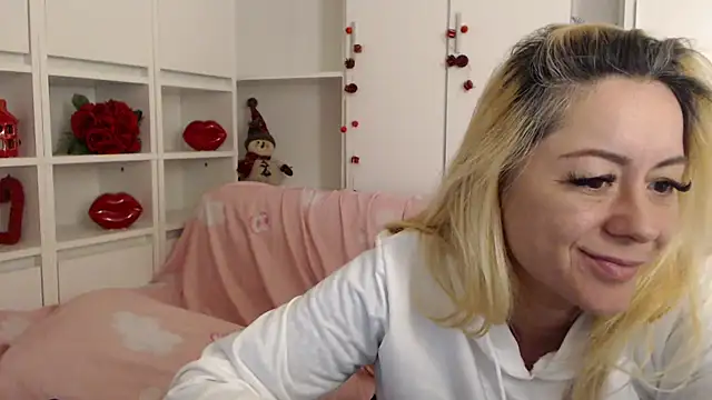 spell-of-love online show from January 31, 7:11 pm