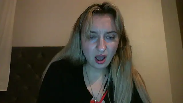 SusanCurt online show from November 14, 10:10 pm