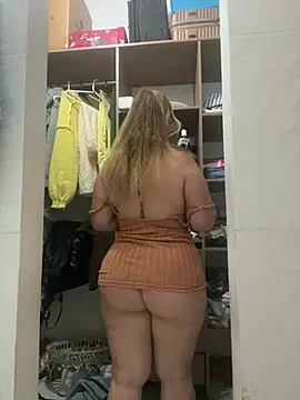 moniquerainx online show from August 3, 11:54 pm