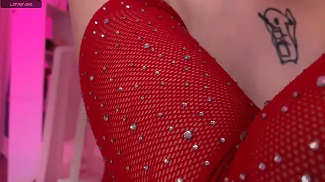 MilenaSaint online show from December 2, 7:10 am