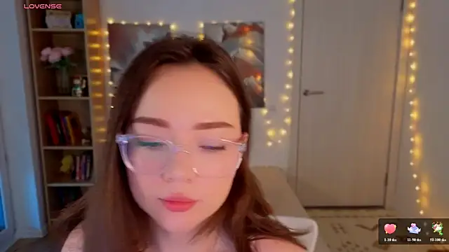 MilenaSaint online show from July 13, 4:02 am