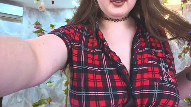 NicoleFoxery online show from May 2, 9:18 pm