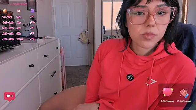 Evie-Luna online show from June 17, 11:28 pm