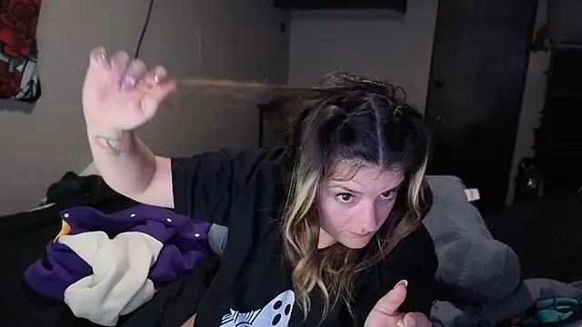 magicsparkles online show from March 14, 6:03 am