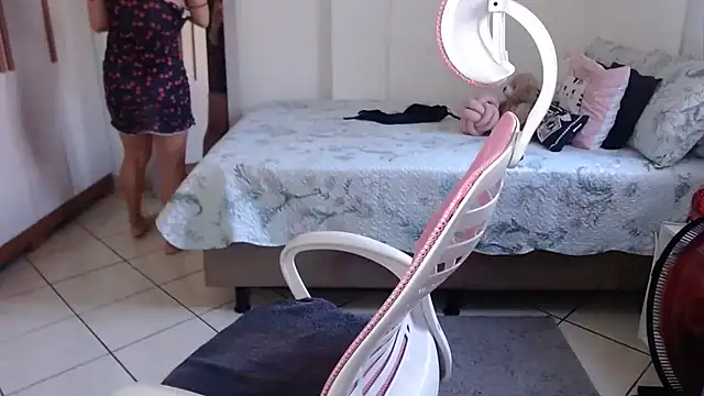 bustycarly online show from September 12, 12:34 pm