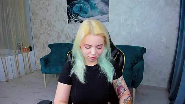 EnergyBunny 1 online show from November 25, 7:26 pm