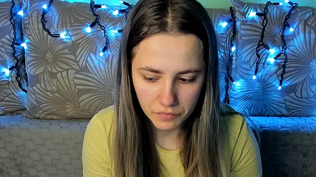 MaggieCake online show from February 17, 3:39 am