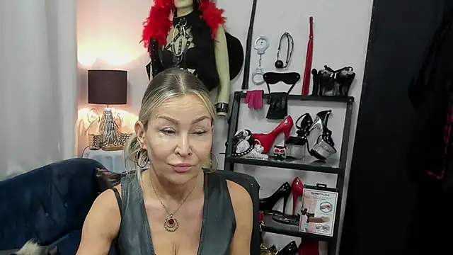 crystaLUX online show from July 29, 4:23 am