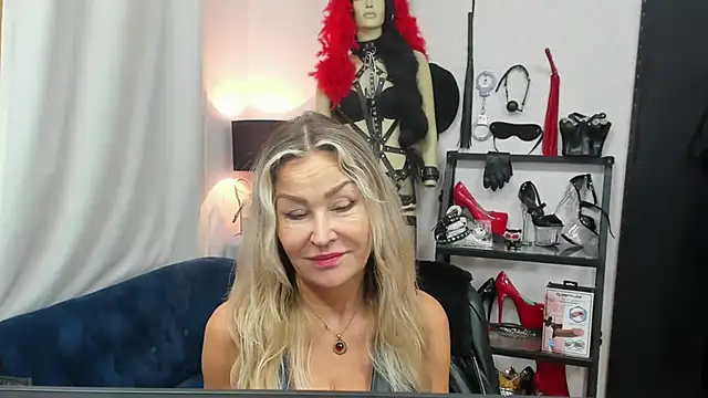 crystaLUX online show from October 15, 5:21 am