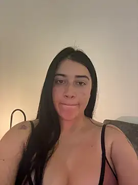 KallyMyller1 online show from May 29, 8:18 pm